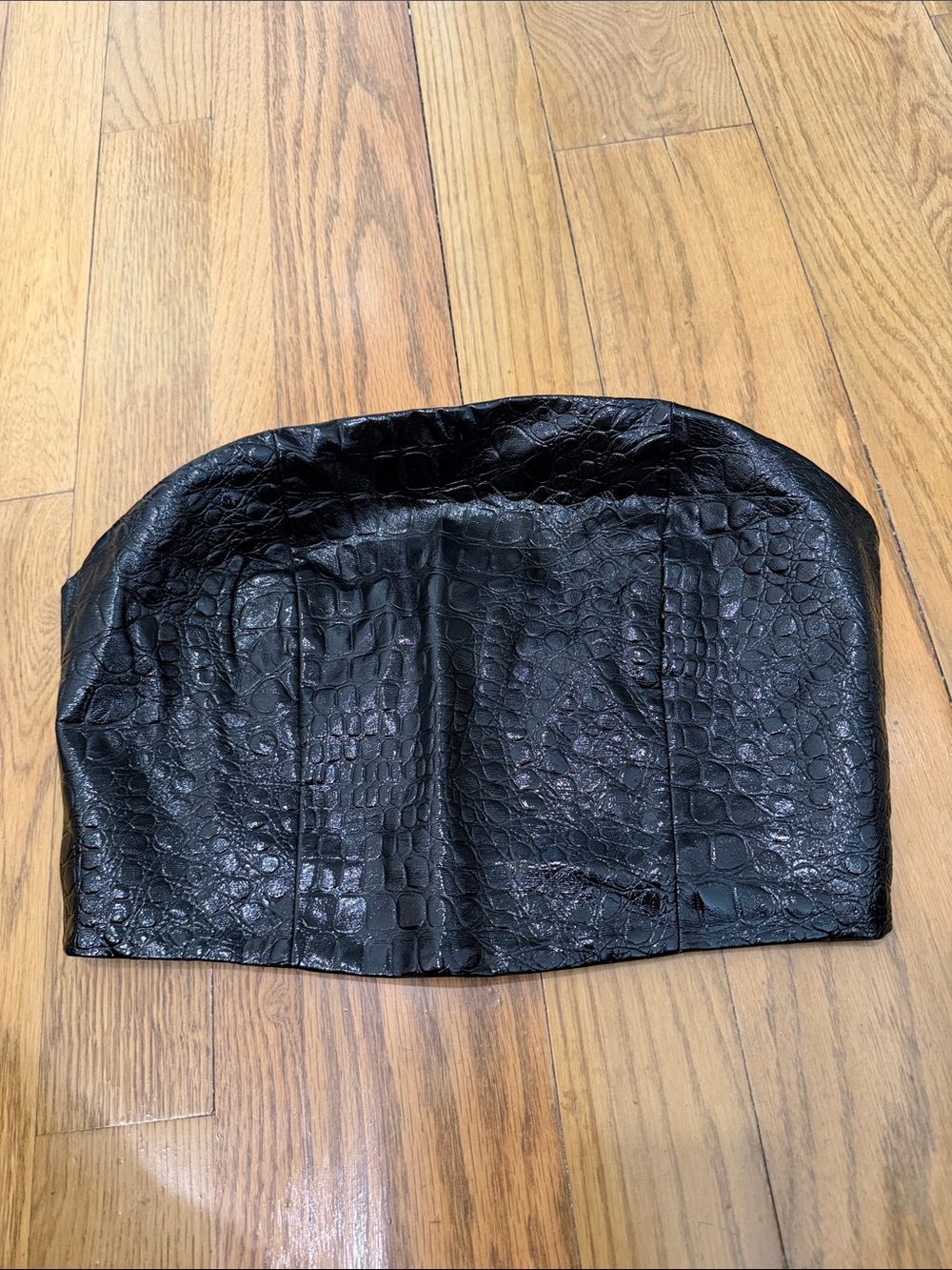 Black Croc-Texture Strapless Crop Top